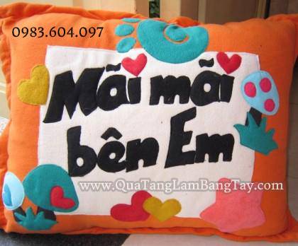 Gối handmade vải nỉ hình chữ nhật Mãi mãi bên em mã GN23