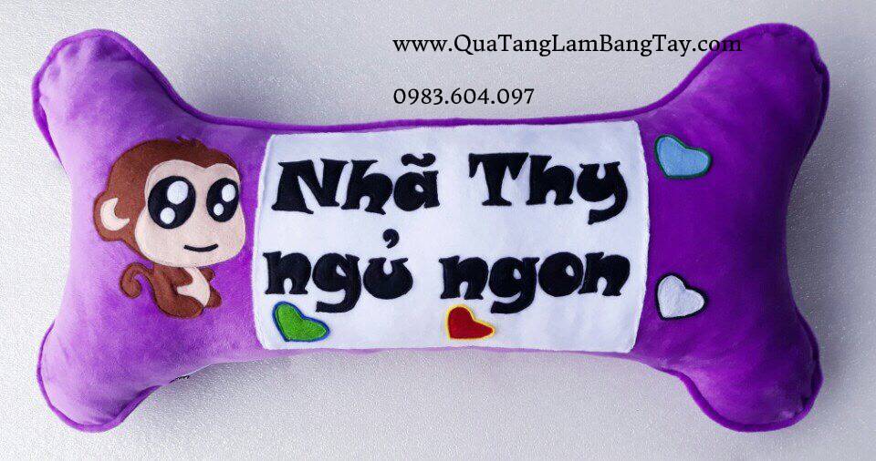 Gối handmade vải nỉ hình khúc xương cho bé (tên Nhã Thy ngủ ngon) mã GB01